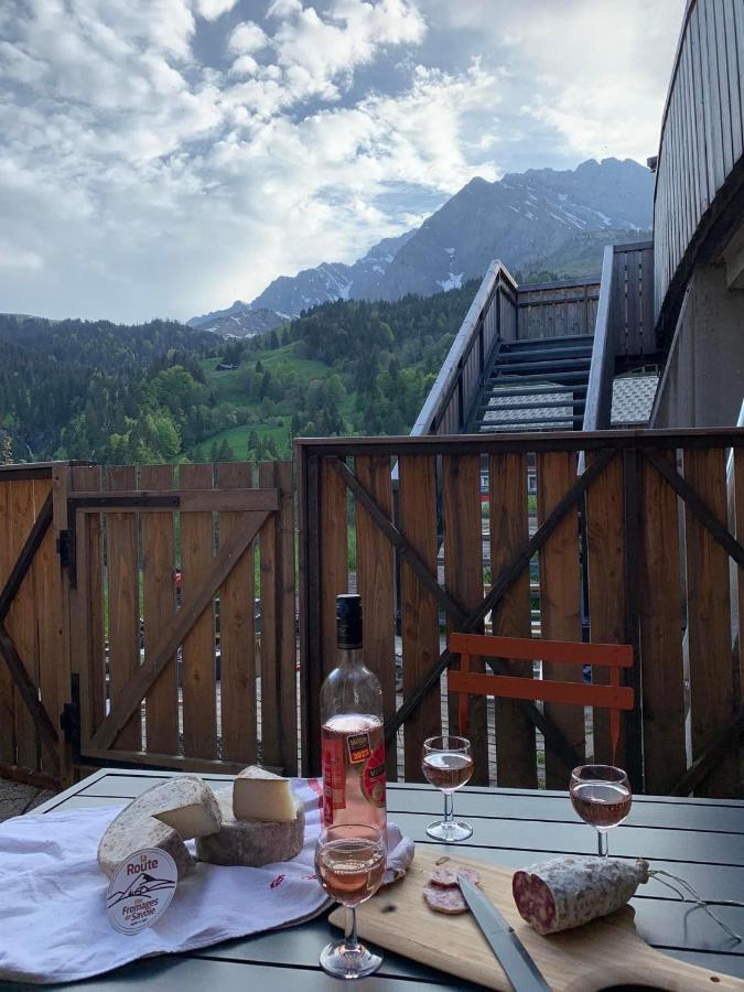 Terrasse Sur Les Aravis Apartment La Giettaz Bagian luar foto